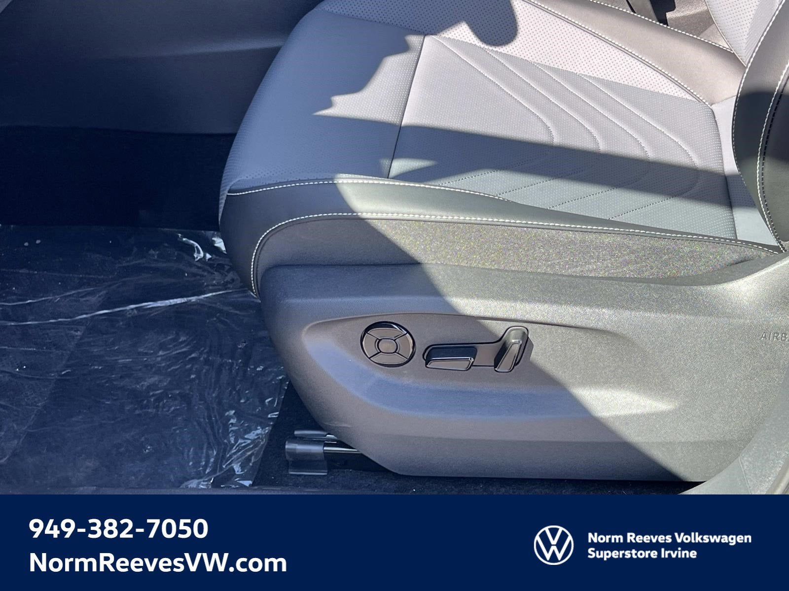 2025 Volkswagen Tiguan SE