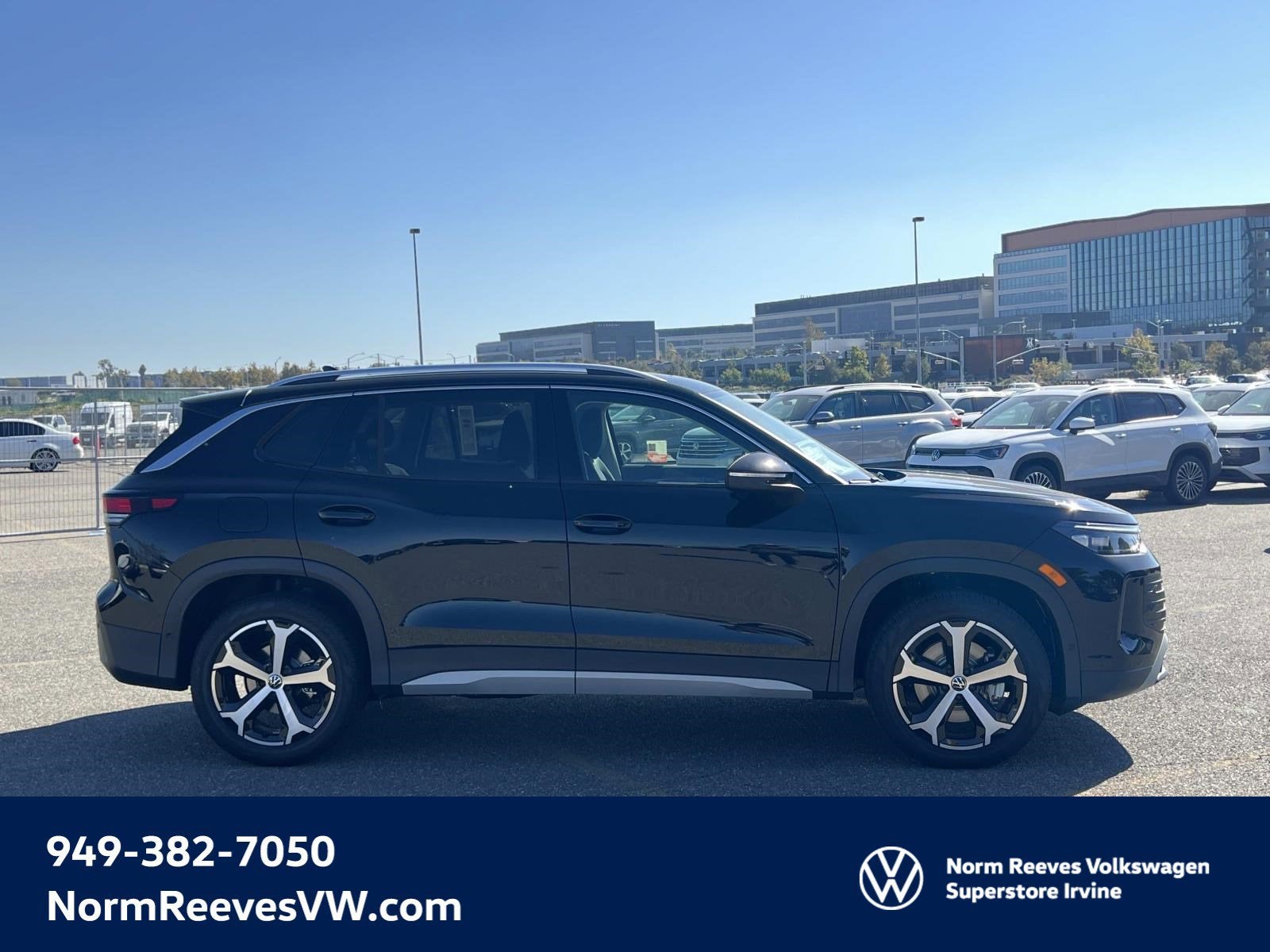 2025 Volkswagen Tiguan SE