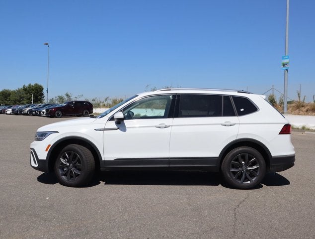 2024 Volkswagen Tiguan Base