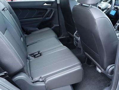 2024 Volkswagen Tiguan Base