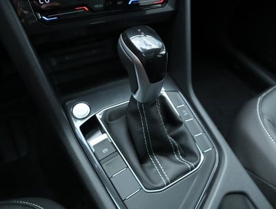 2024 Volkswagen Tiguan Base