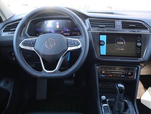 2024 Volkswagen Tiguan SE in Irvine, CA - Irvine Auto Center