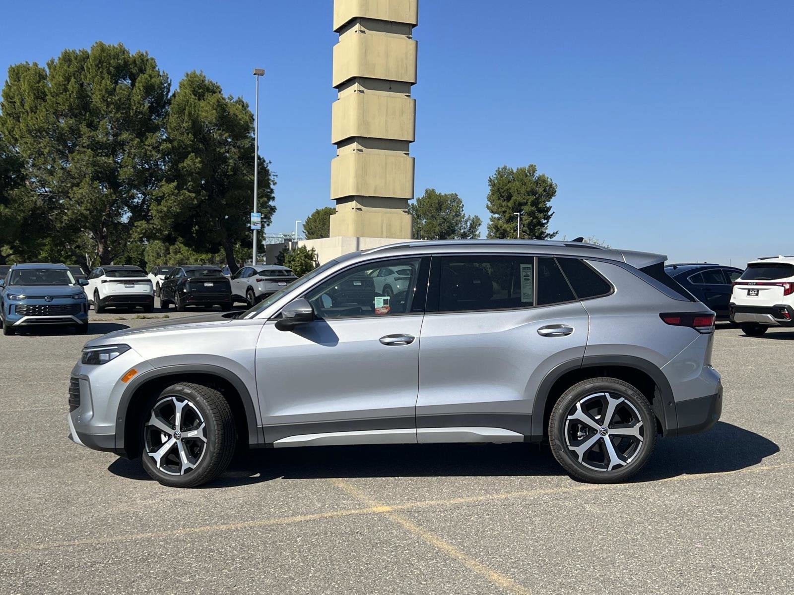 2026 Volkswagen Tiguan SE