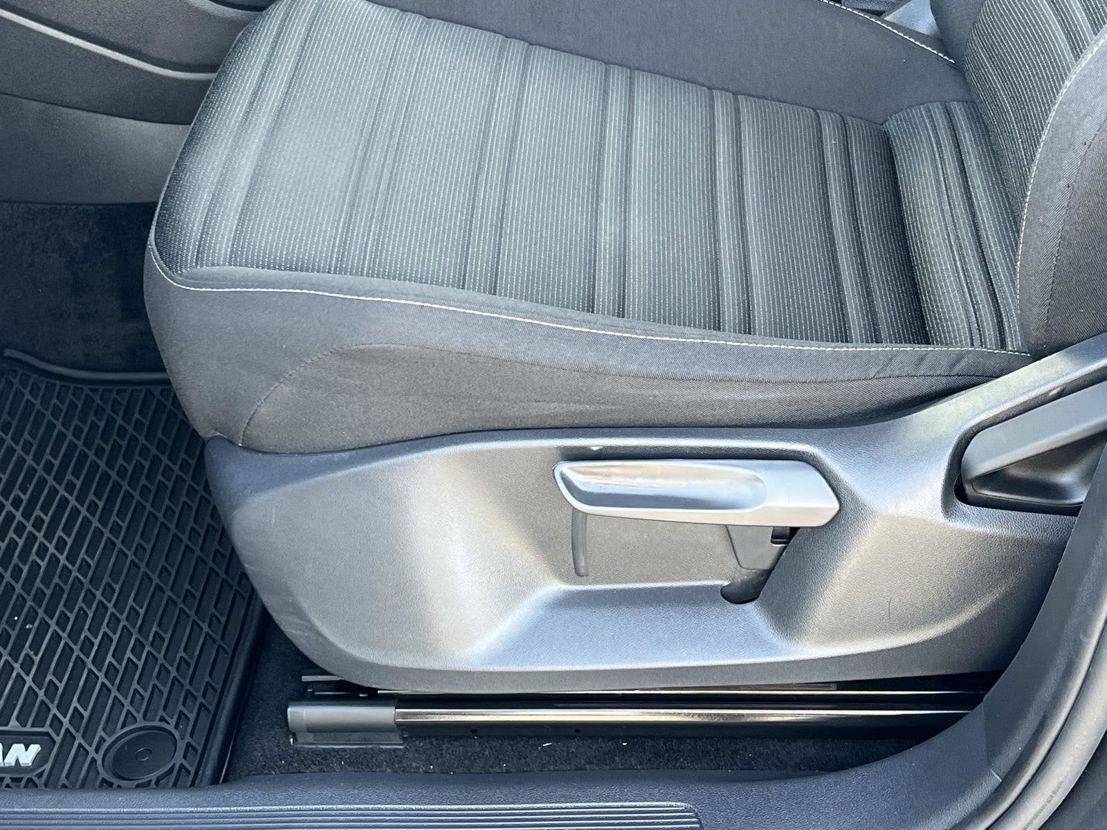 2023 Volkswagen Tiguan S