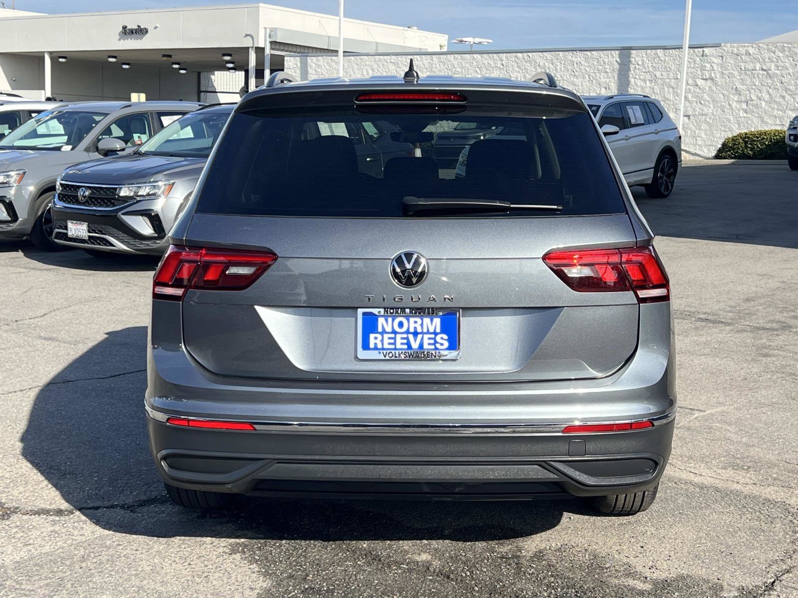 2023 Volkswagen Tiguan S