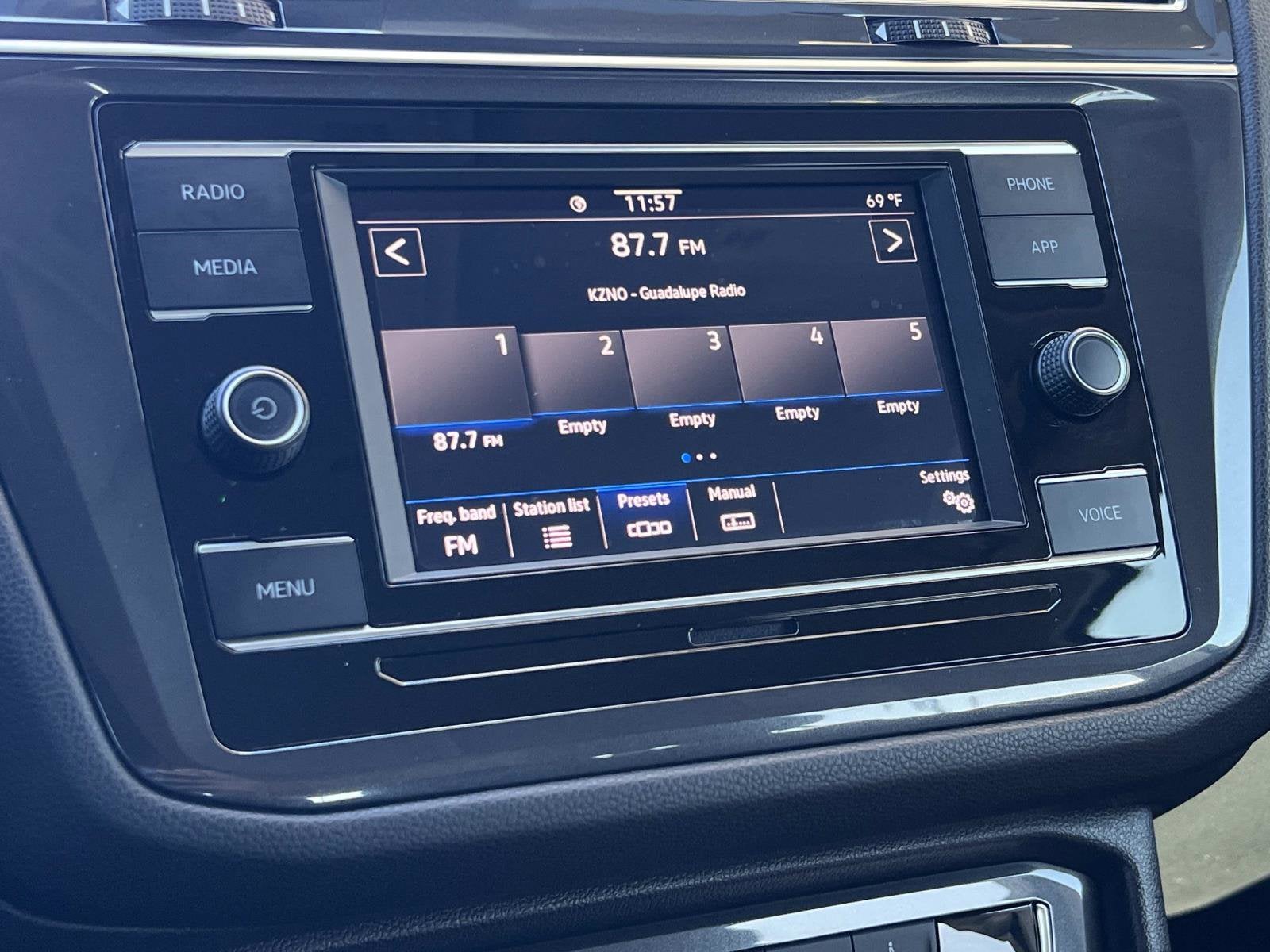 2023 Volkswagen Tiguan S