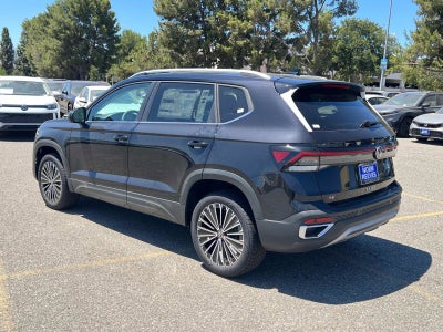 2025 Volkswagen Taos SE