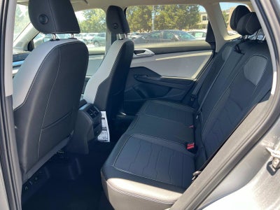 2025 Volkswagen Taos SE