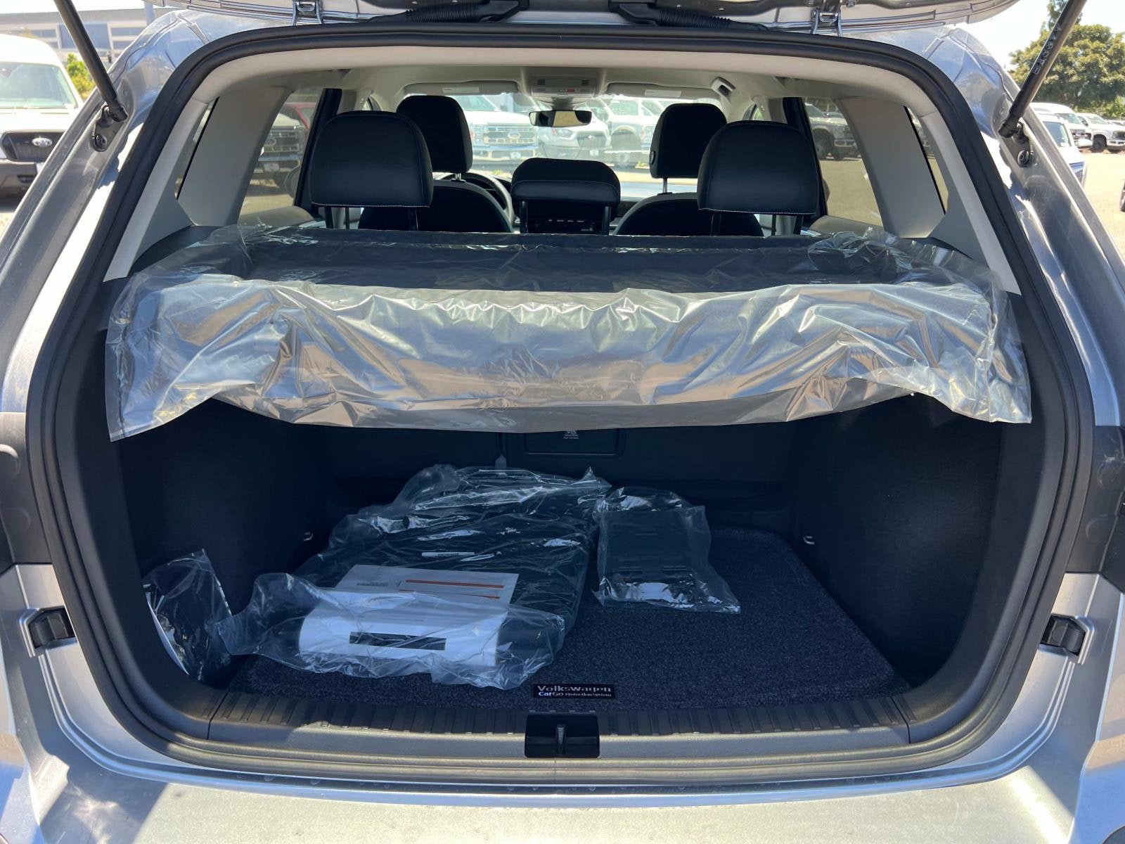 2025 Volkswagen Taos SE