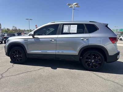 2023 Volkswagen Taos SE