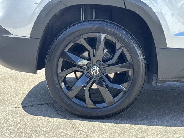 2023 Volkswagen Taos SE