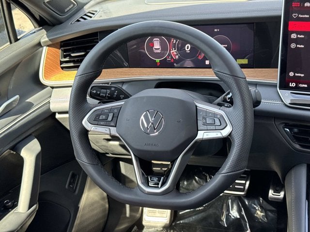 2026 Volkswagen Tiguan SEL R-Line Turbo