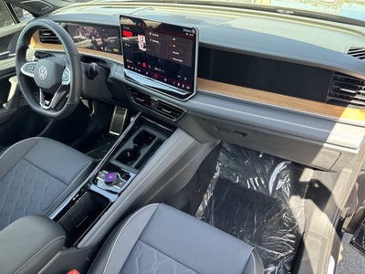2026 Volkswagen Tiguan SEL R-Line Turbo