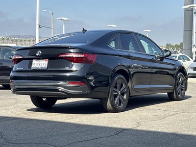 2023 Volkswagen Jetta SE
