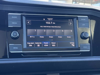 2023 Volkswagen Jetta SE