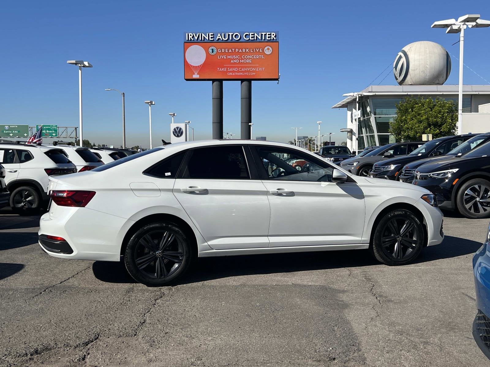 2023 Volkswagen Jetta SE