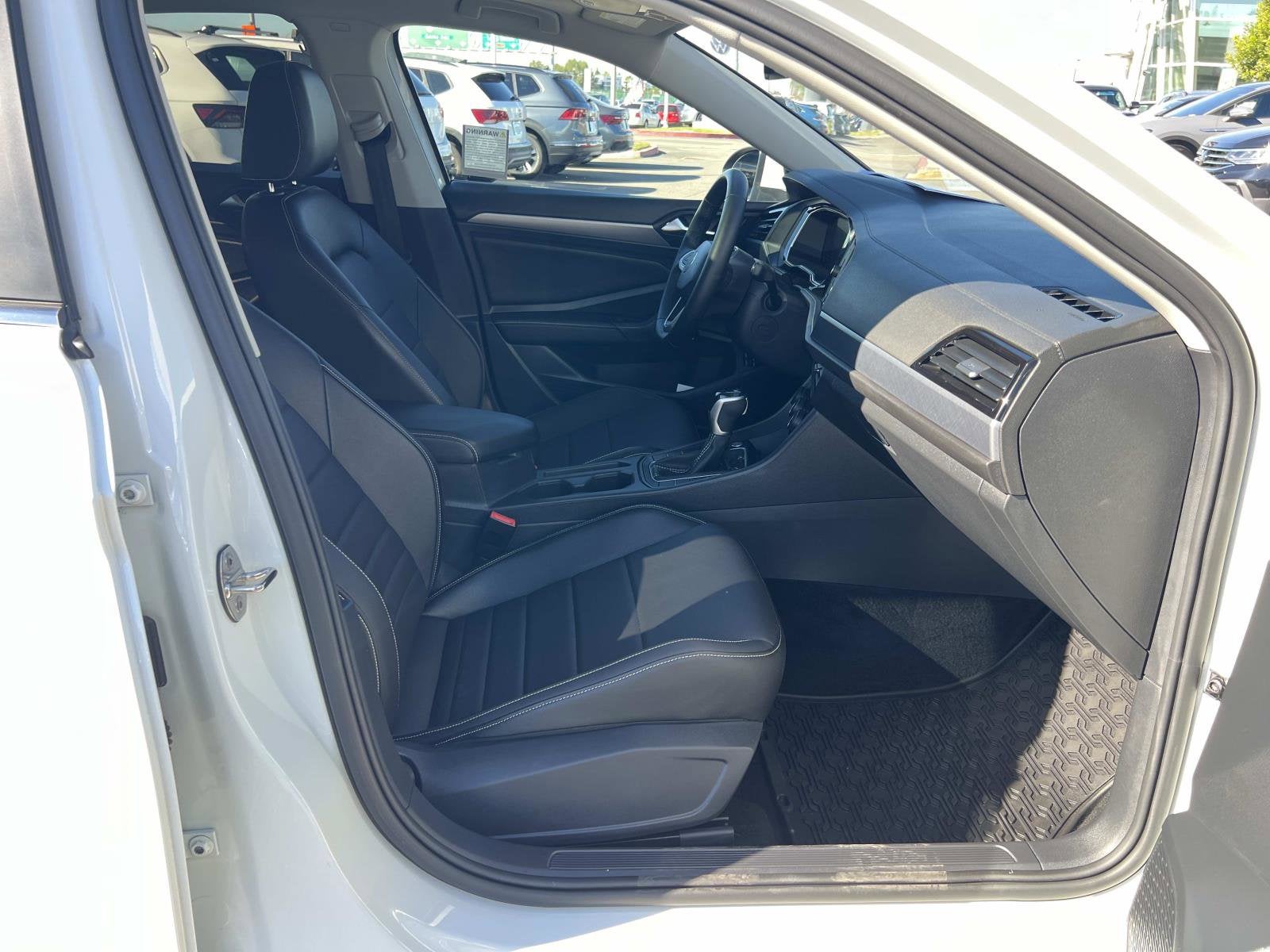 2023 Volkswagen Jetta SE