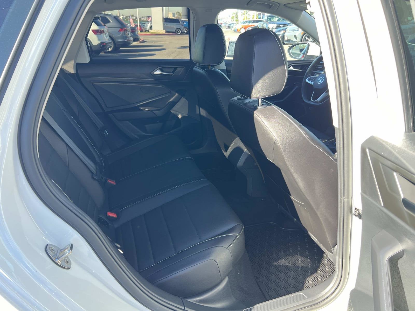 2023 Volkswagen Jetta SE