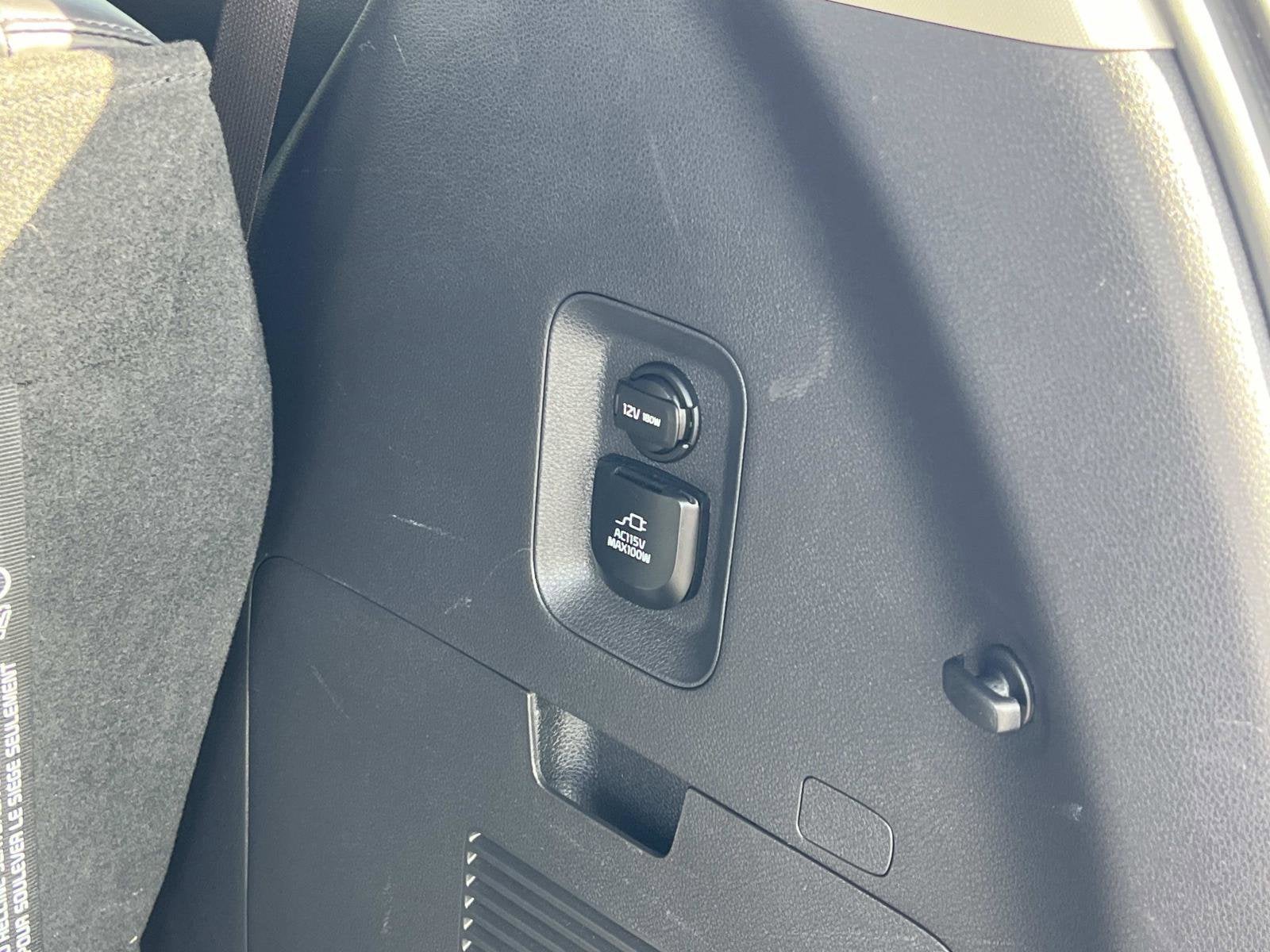 2024 Kia Carnival SX