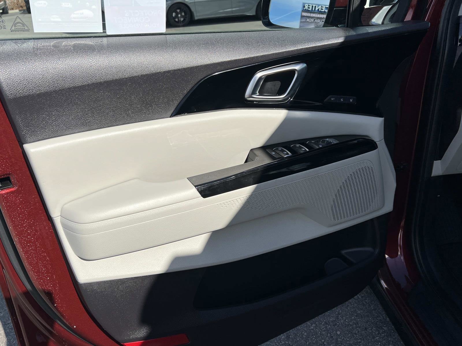 2024 Kia Carnival SX