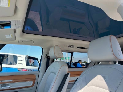 2025 Volkswagen Id. Buzz Base