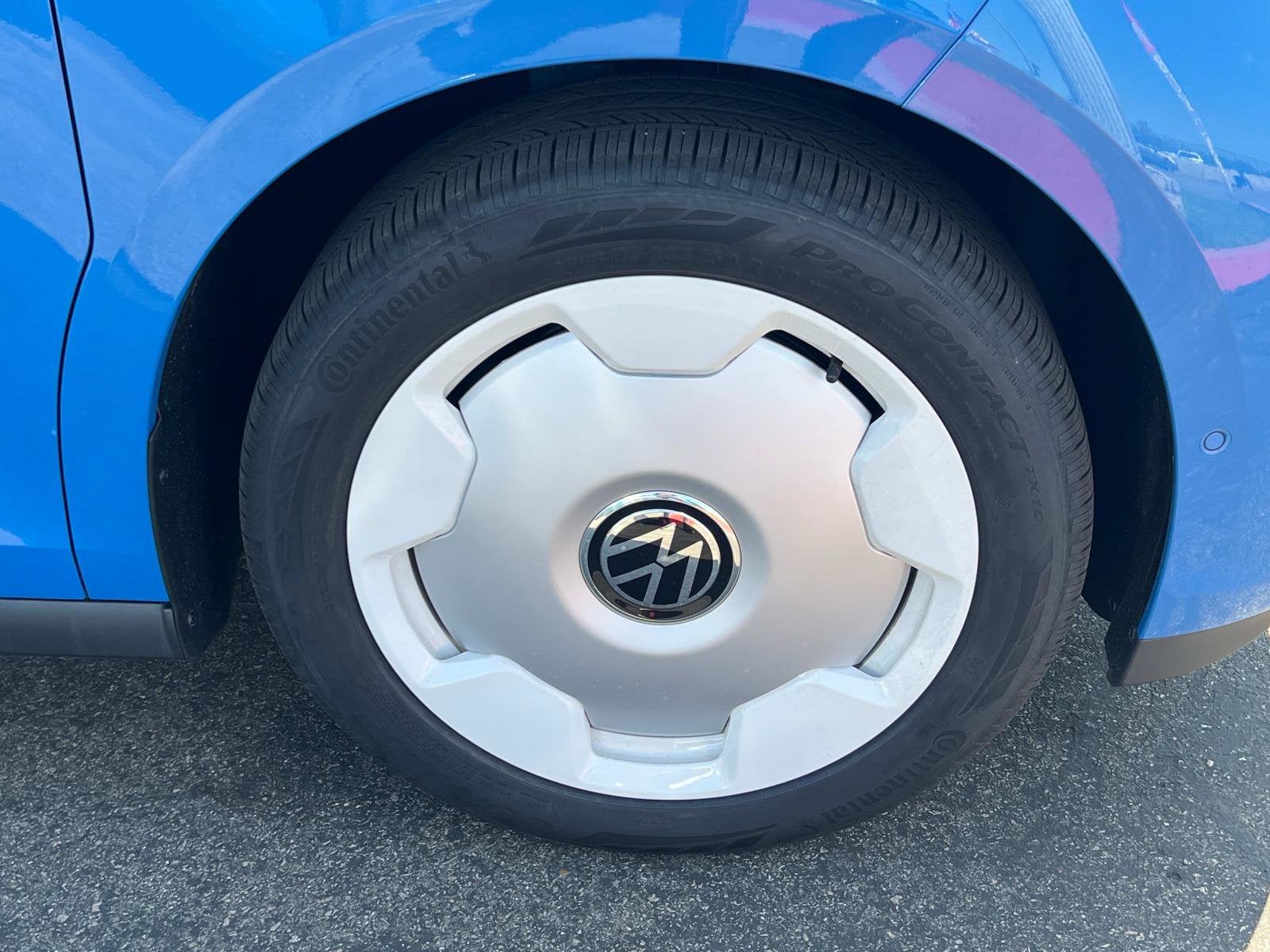 2025 Volkswagen Id. Buzz Base