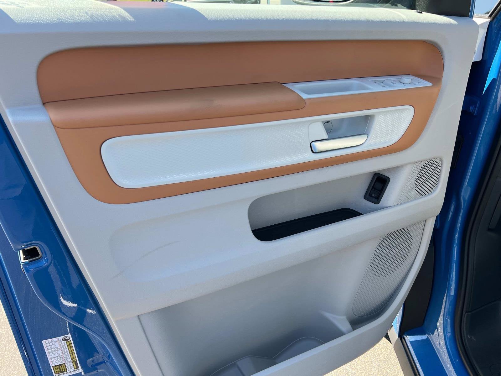 2025 Volkswagen Id. Buzz Base