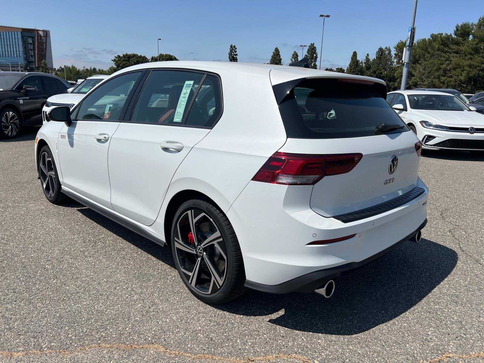 2025 Volkswagen Golf Gti SE