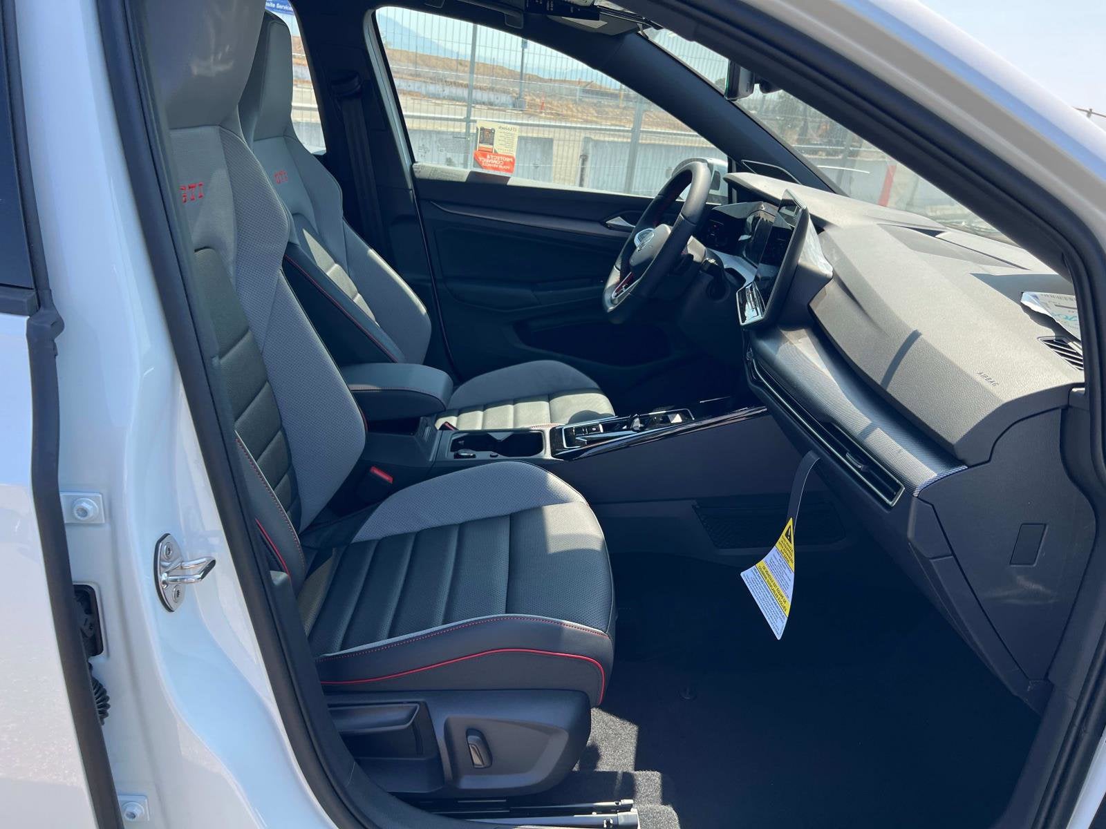 2025 Volkswagen Golf Gti SE