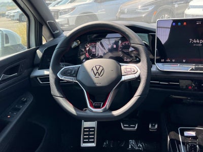 2025 Volkswagen Golf Gti SE
