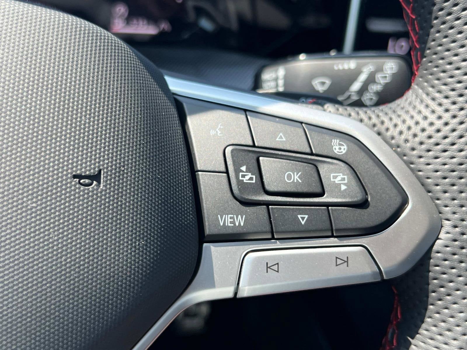 2025 Volkswagen Golf Gti SE