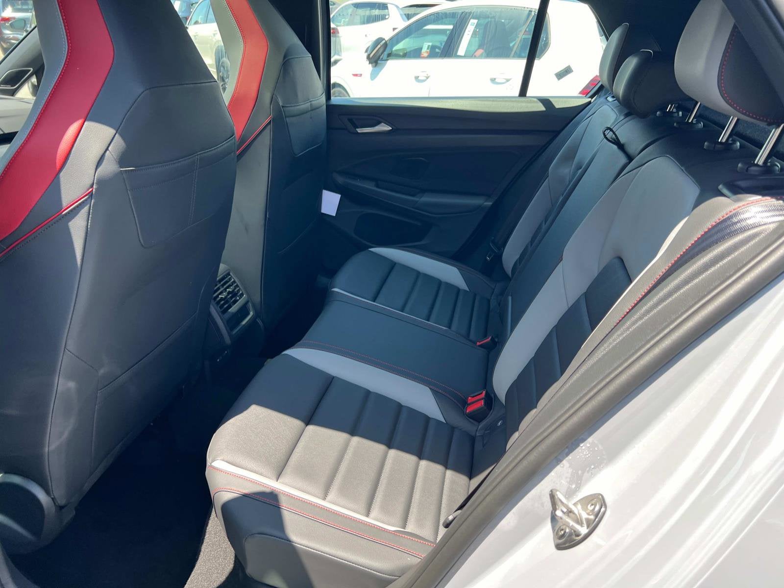 2025 Volkswagen Golf Gti SE