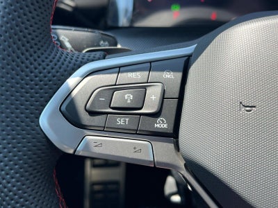 2025 Volkswagen Golf Gti SE