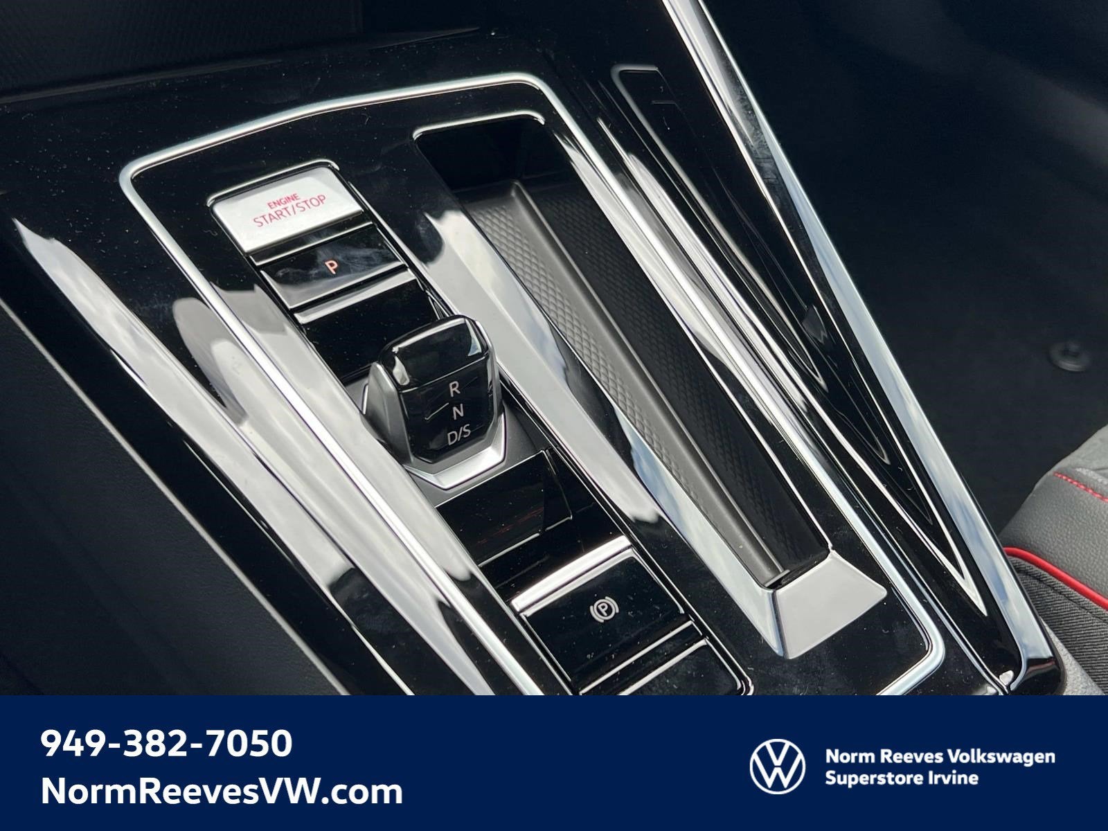 2025 Volkswagen Golf Gti SE