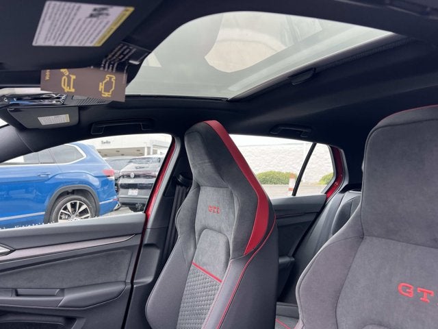 2026 Volkswagen Golf GTI SE