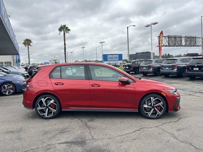2026 Volkswagen Golf GTI SE
