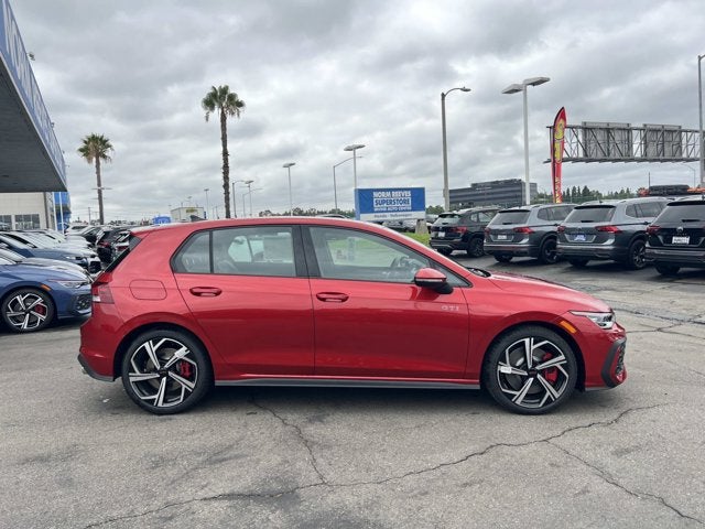 2026 Volkswagen Golf GTI SE