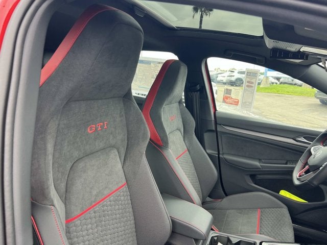 2026 Volkswagen Golf GTI SE