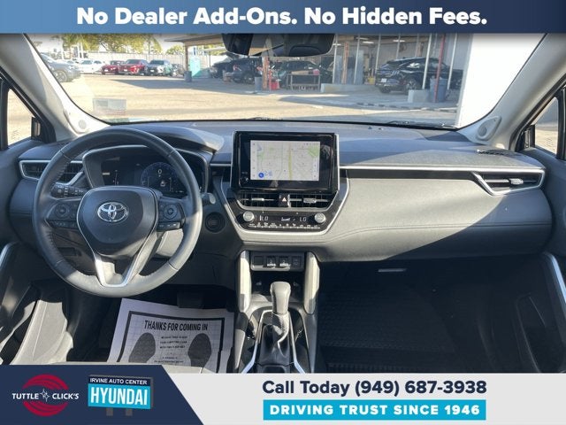 2024 TOYOTA TRUCK COROLLA CROSS XLE