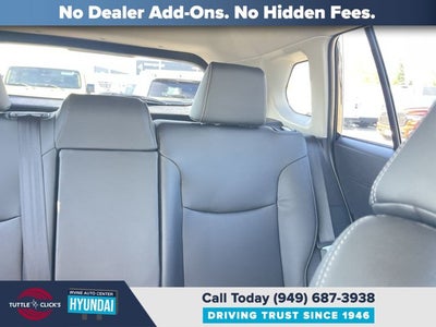 2024 TOYOTA TRUCK COROLLA CROSS XLE