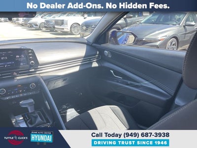 2022 Hyundai ELANTRA SEL