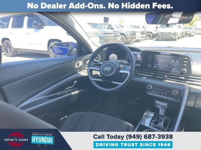 2022 Hyundai ELANTRA SEL