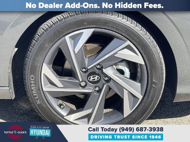 2024 Hyundai ELANTRA LIMITED