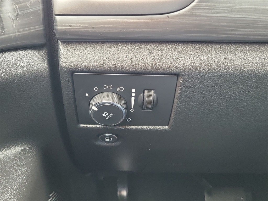 2019 Jeep Grand Cherokee Laredo E