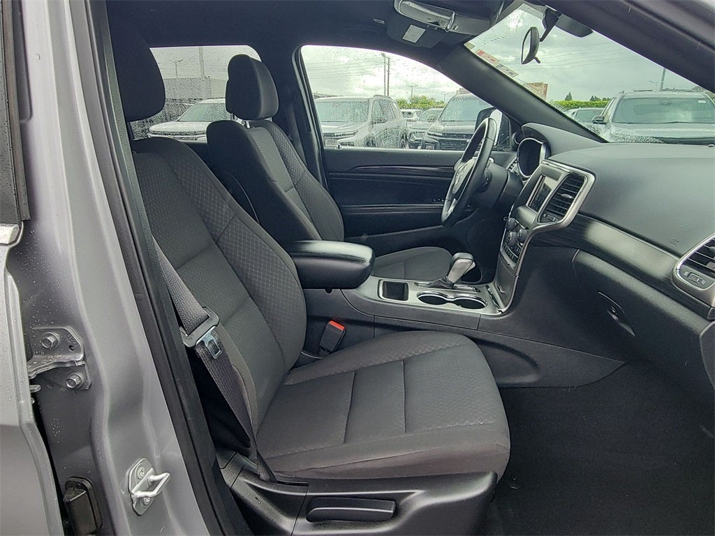 2019 Jeep Grand Cherokee Laredo E