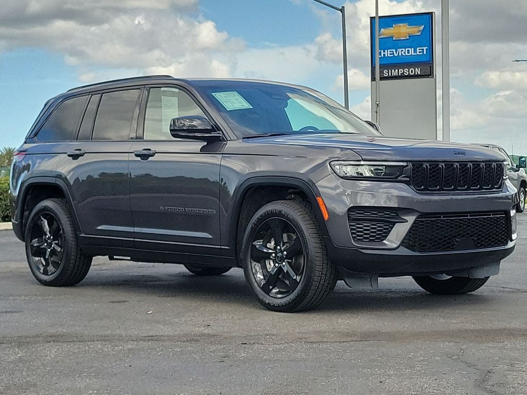 2023 Jeep Grand Cherokee Altitude