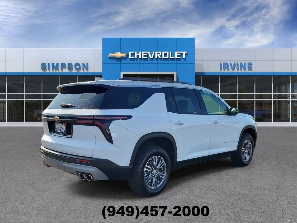 2026 Chevrolet Traverse LT