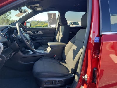 2023 Chevrolet Traverse LT