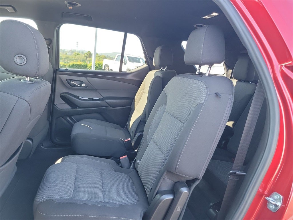 2023 Chevrolet Traverse LT