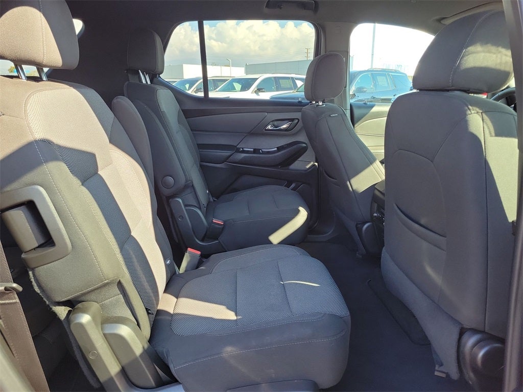 2023 Chevrolet Traverse LT